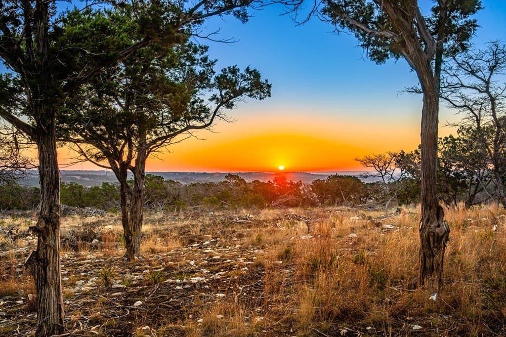 11.64 acres in Kerr County gallery image 4