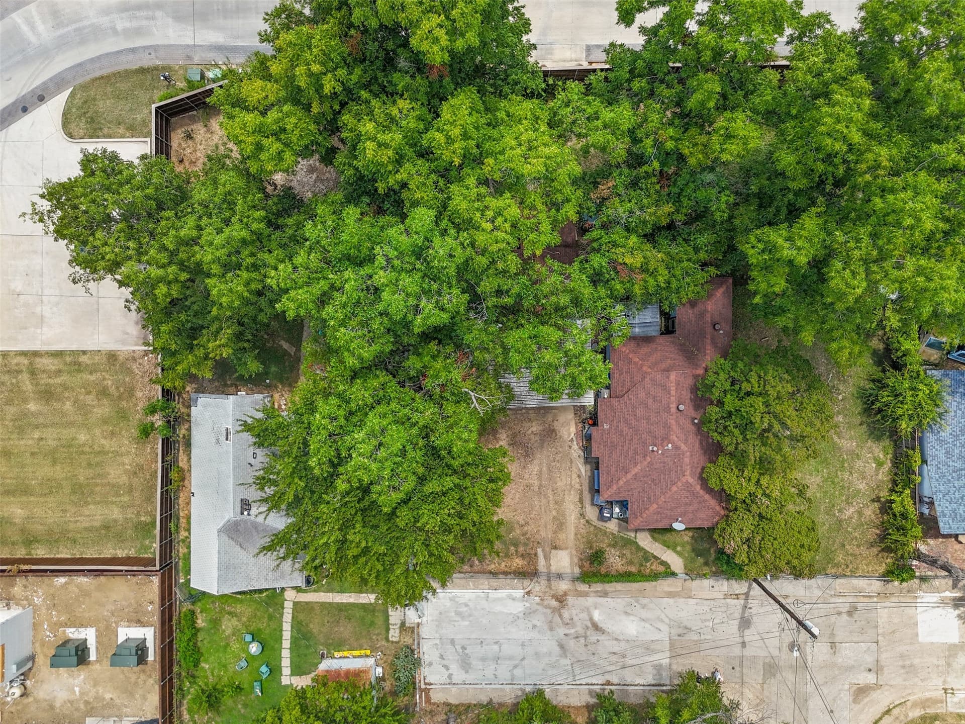 0.1 acres in Dallas County gallery image 2