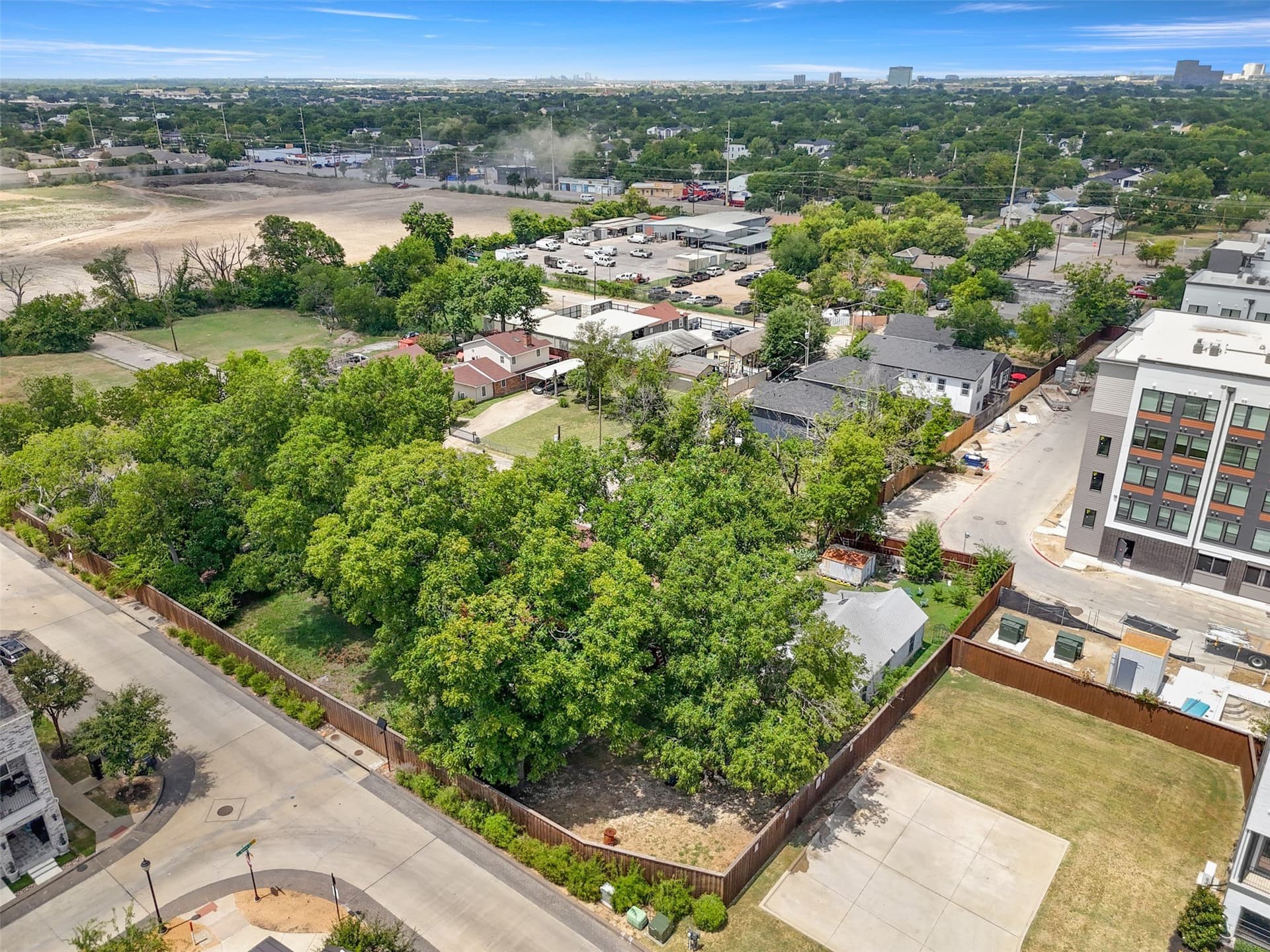 0.1 acres in Dallas County featured view