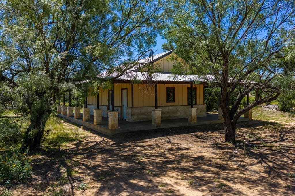 116 acres in Llano County - photo 33
