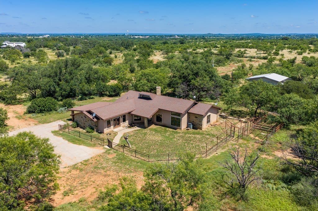 116 acres in Llano County - photo 18
