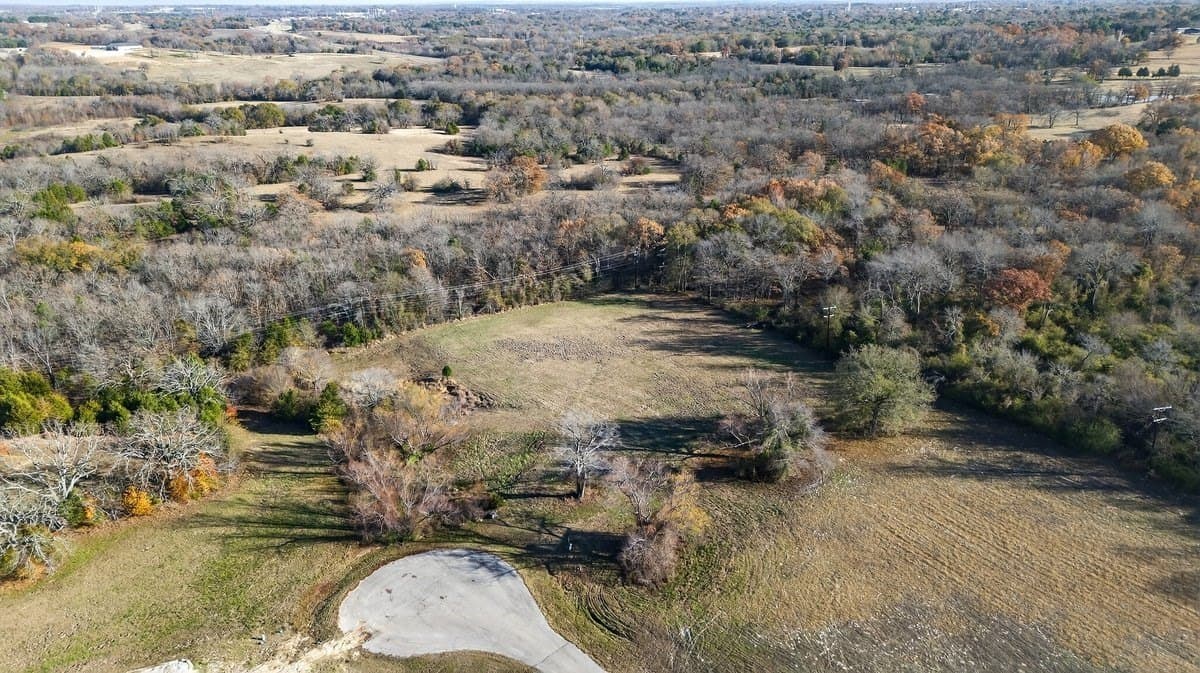 2.84 acres in Henderson County - photo 3