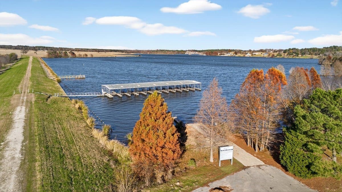 2.84 acres in Henderson County - photo 7