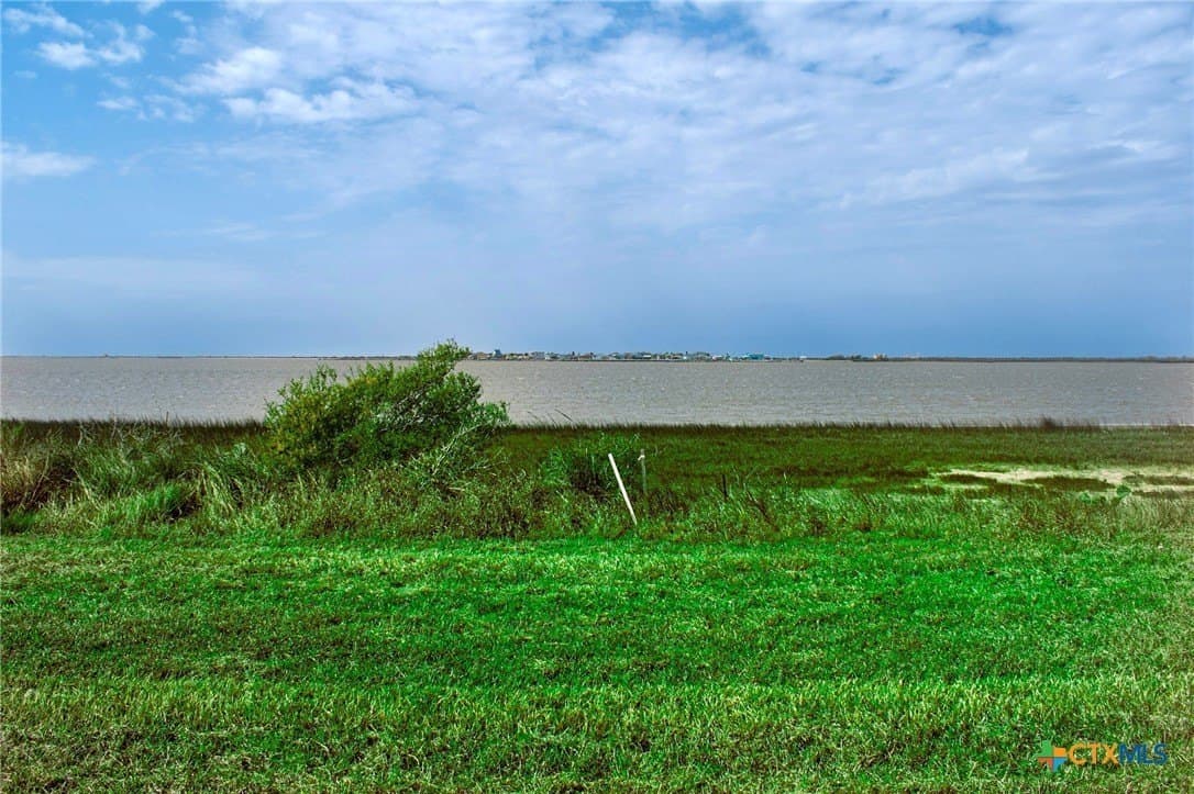 0.2 acres in Matagorda County gallery image 3