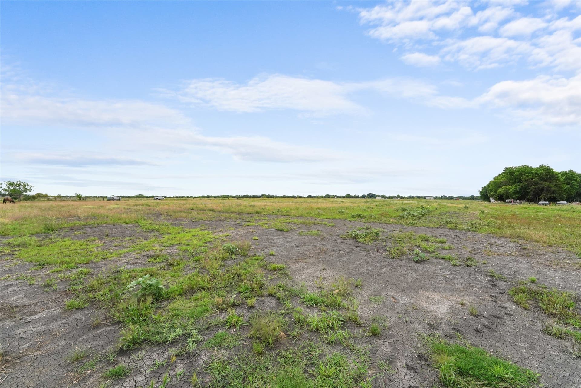 10 acres in Ellis County - photo 7