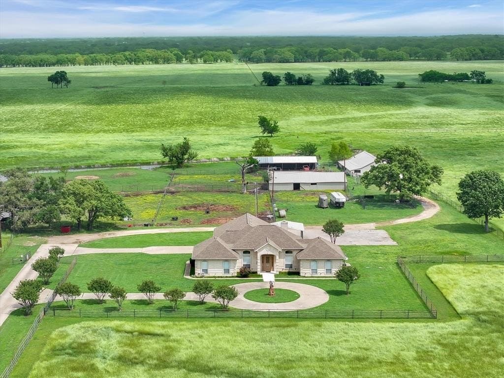 25 acres in Kaufman County