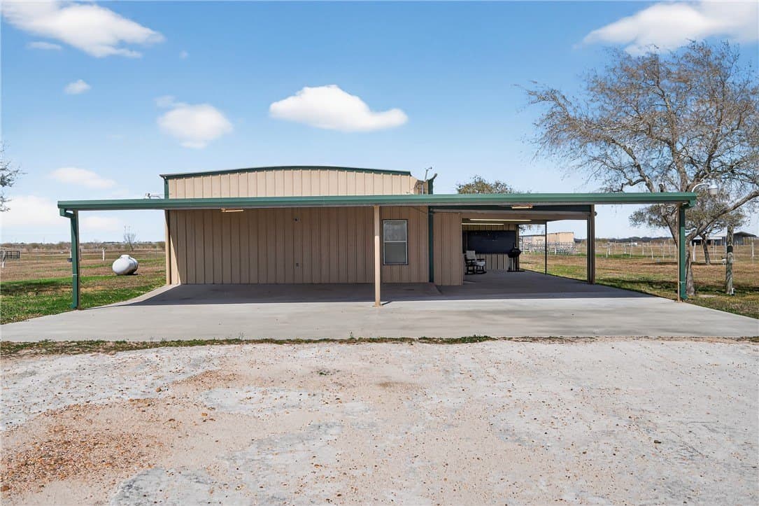 60 acres in Refugio County - photo 9