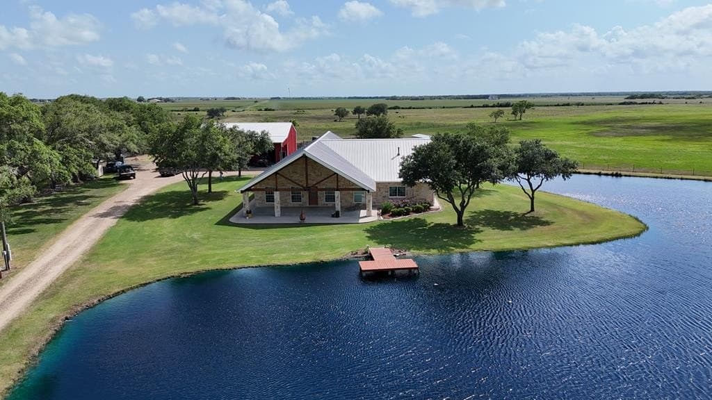 57.79 acres in Blessing Area County