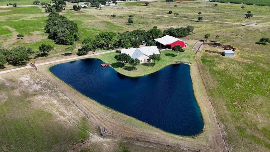 57.79 acres in Blessing Area County gallery image 3