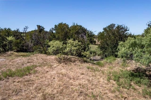 10.01 acres in Comanche County - photo 9