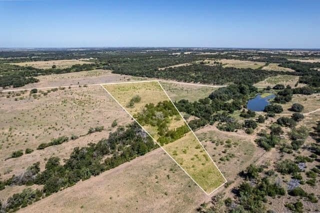10.01 acres in Comanche County - photo 3