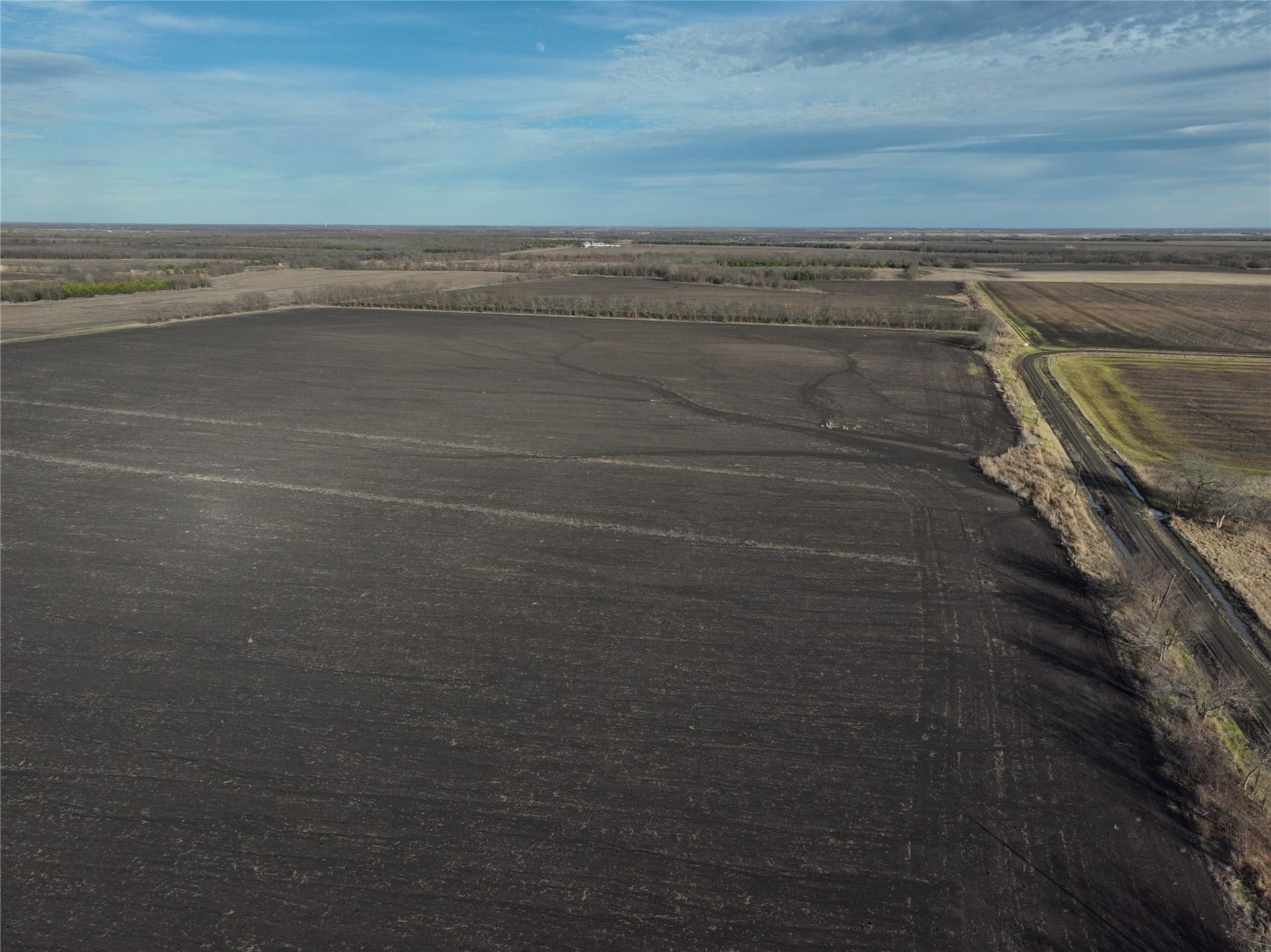 158.72 acres in Hunt County - photo 2