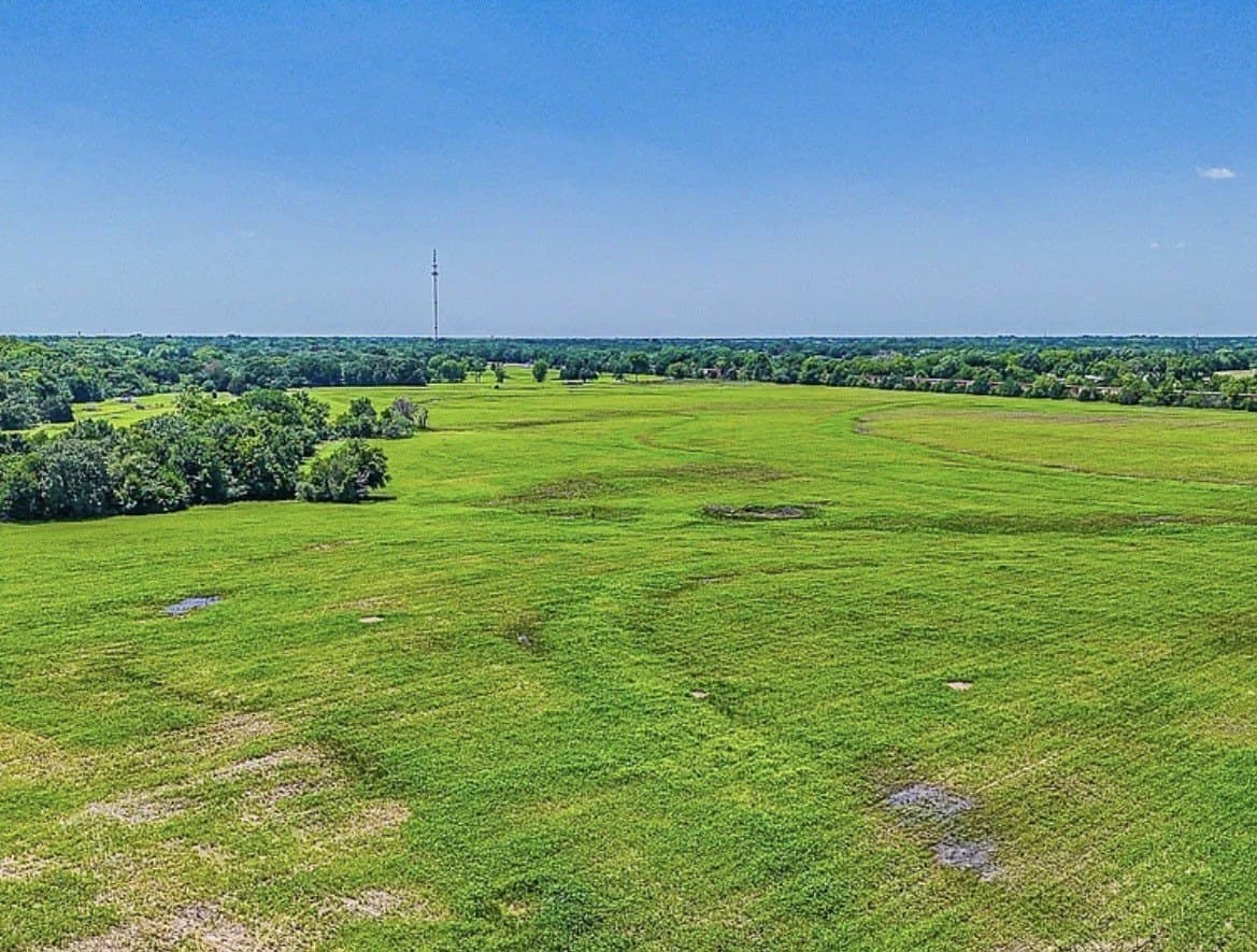 183.64 acres in Navarro County - photo 5