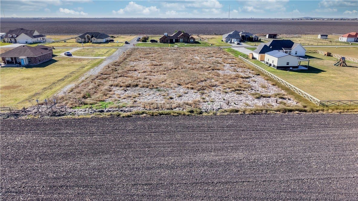 1.01 acres in Nueces County - photo 7