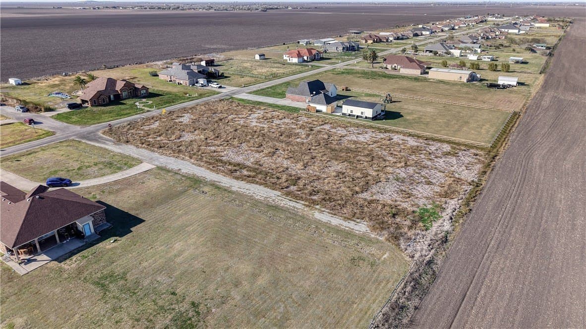 1.01 acres in Nueces County - photo 8