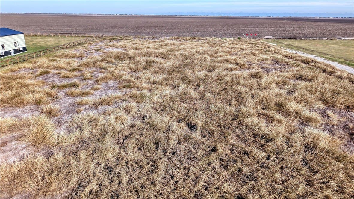 1.01 acres in Nueces County - photo 3
