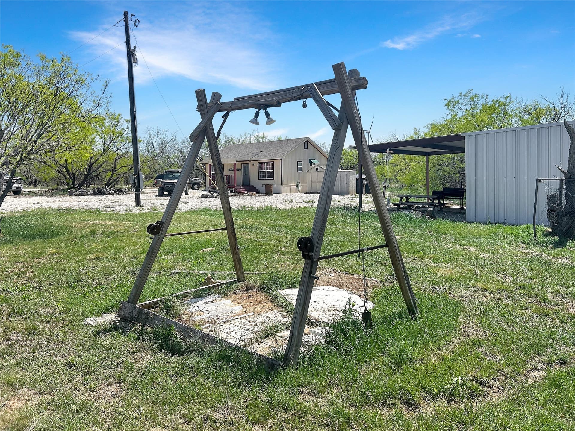 256.34 acres in Eastland County - photo 25