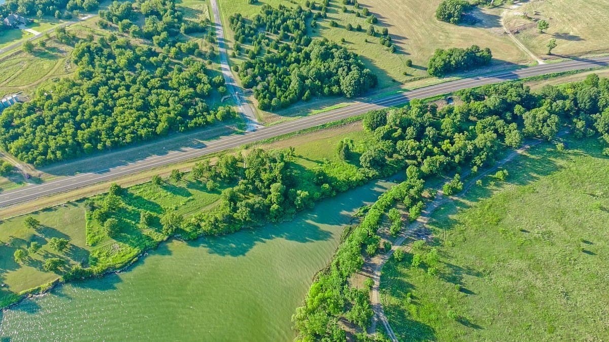 5.9 acres in Navarro County - photo 6