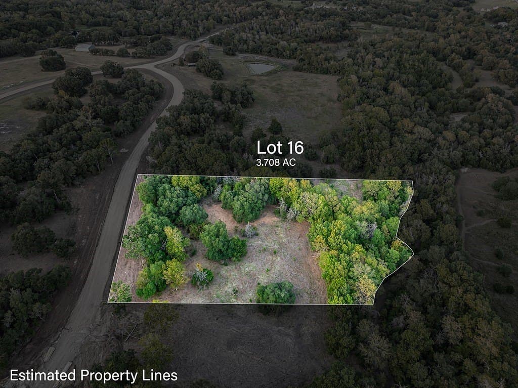 3.71 acres in Fayette County
