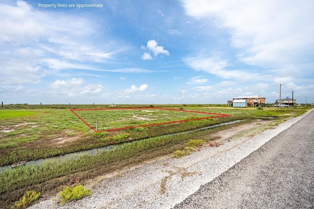 0.23 acres in Aransas County - photo 4