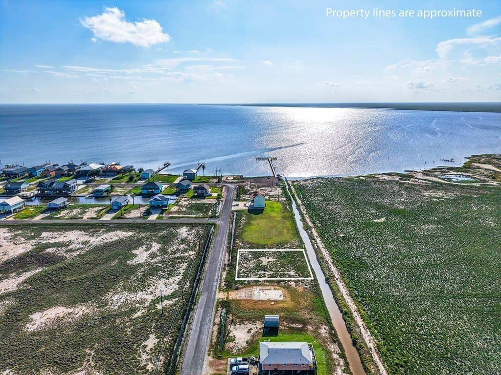 0.23 acres in Aransas County - photo 15