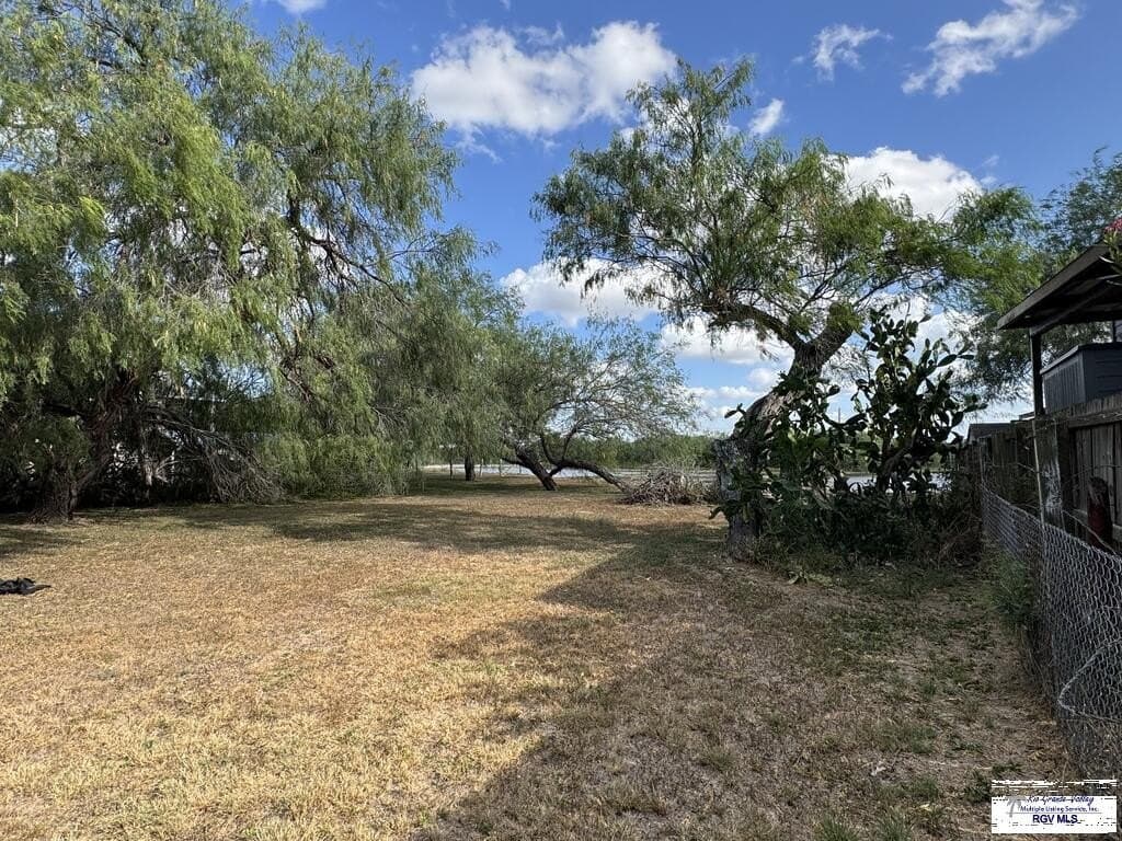 0.23 acres in CAMERON County - photo 6