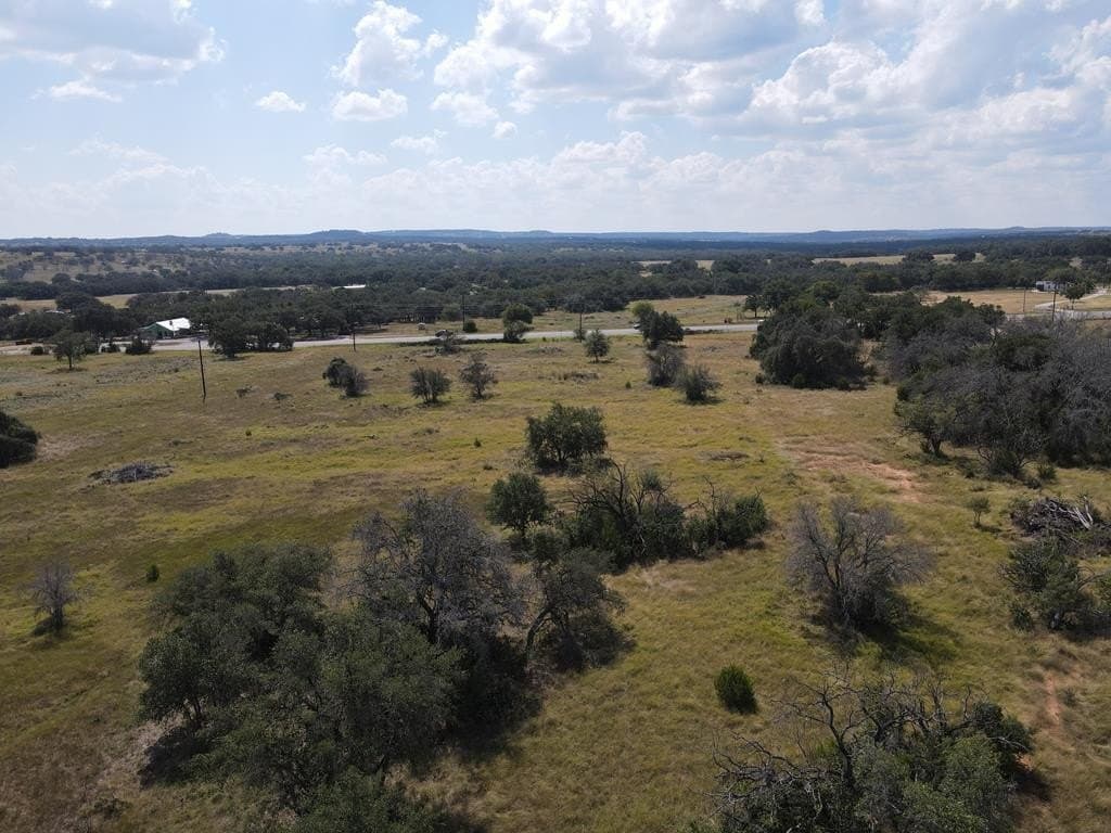 26 acres in Blanco County gallery image 4