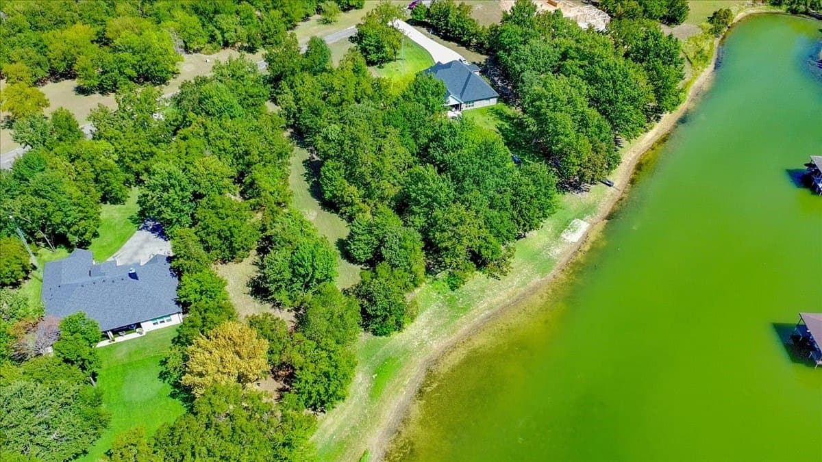 0.63 acres in Navarro County - photo 16