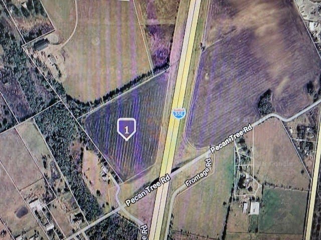 15.77 acres in Ellis County - photo 2