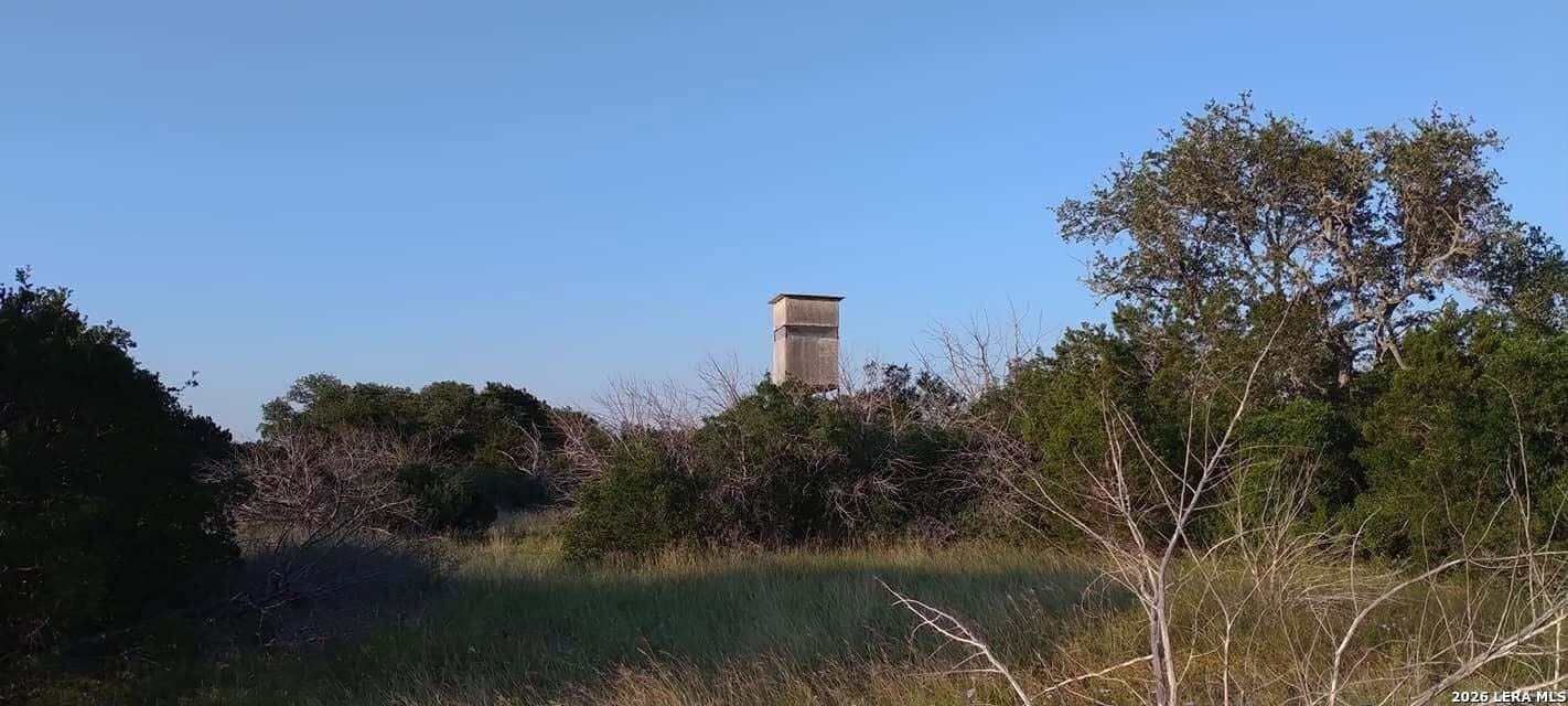 100,000 acres in Kinney County - photo 8