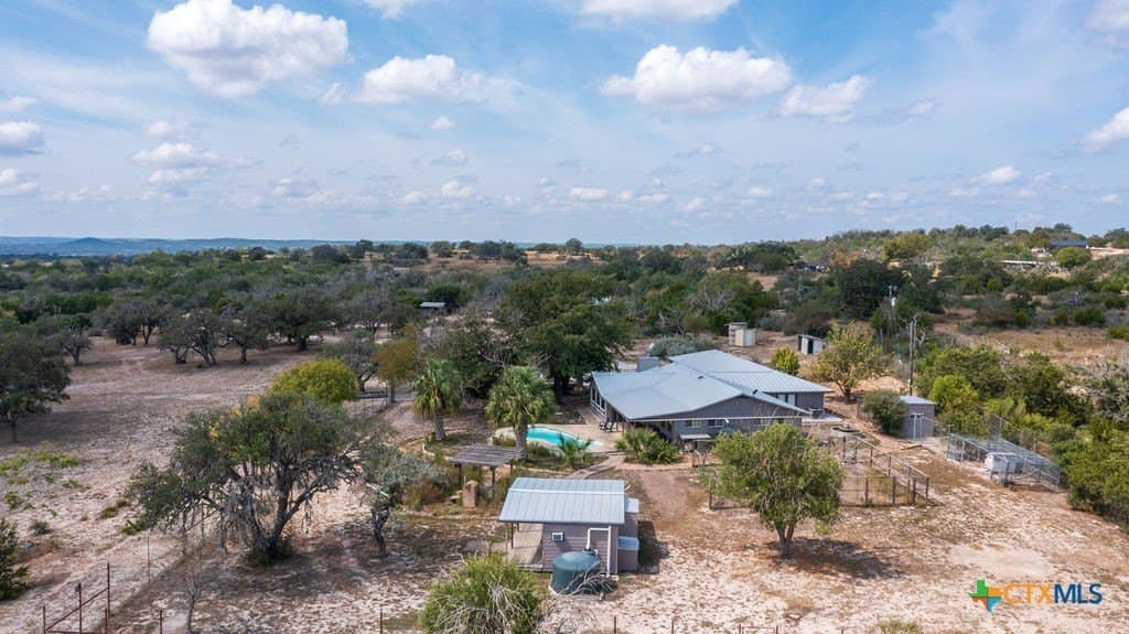 18.08 acres in Kerr County - photo 2