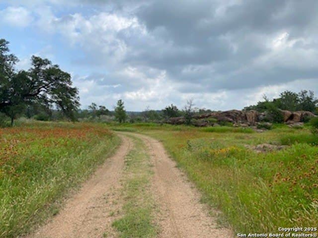 13.72 acres in Burnet County gallery image 3
