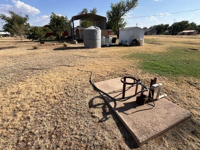 0.34 acres in Fisher County - photo 14