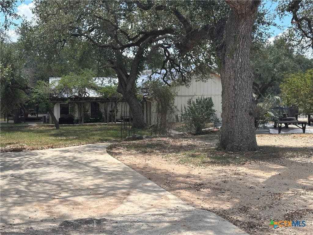 29.24 acres in Hays County - photo 2