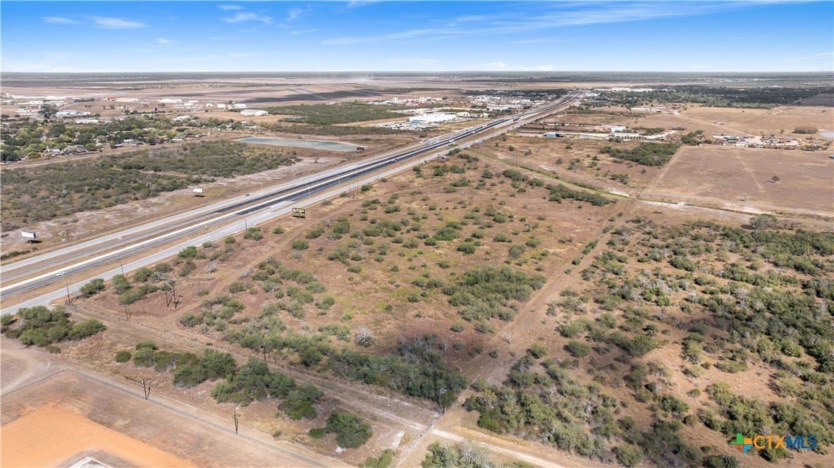 54.39 acres in Victoria County - photo 2