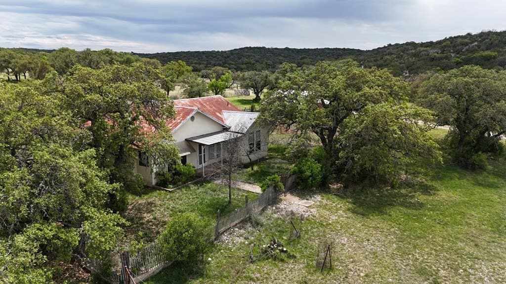 155 acres in Edwards County featured view