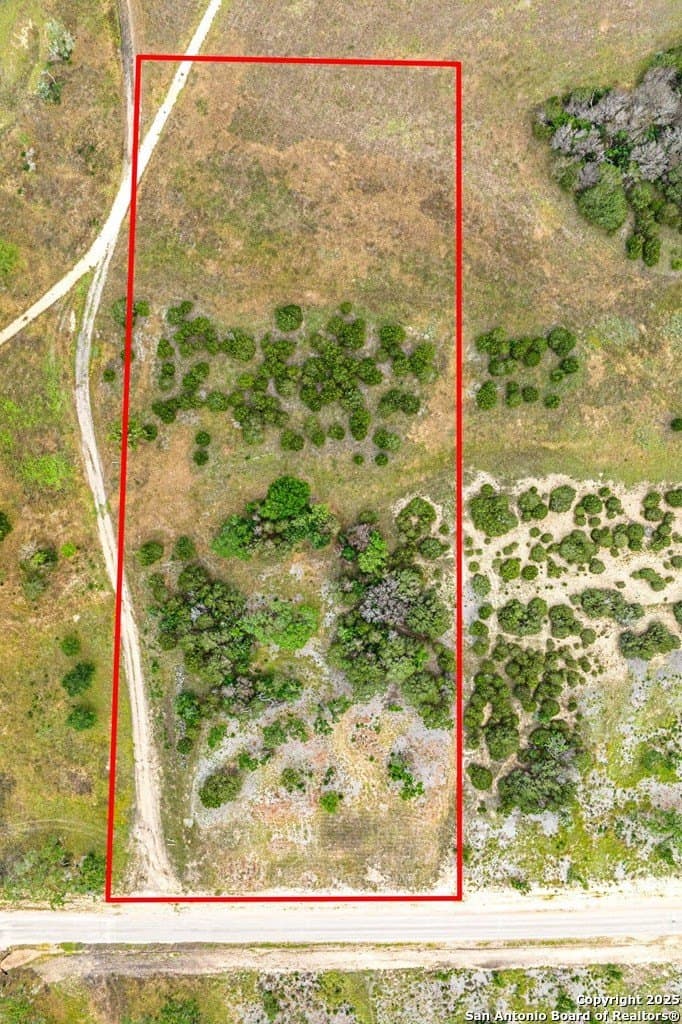 5.07 acres in Kerr County - photo 7