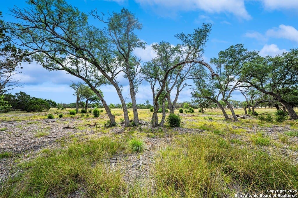 5.07 acres in Kerr County - photo 10