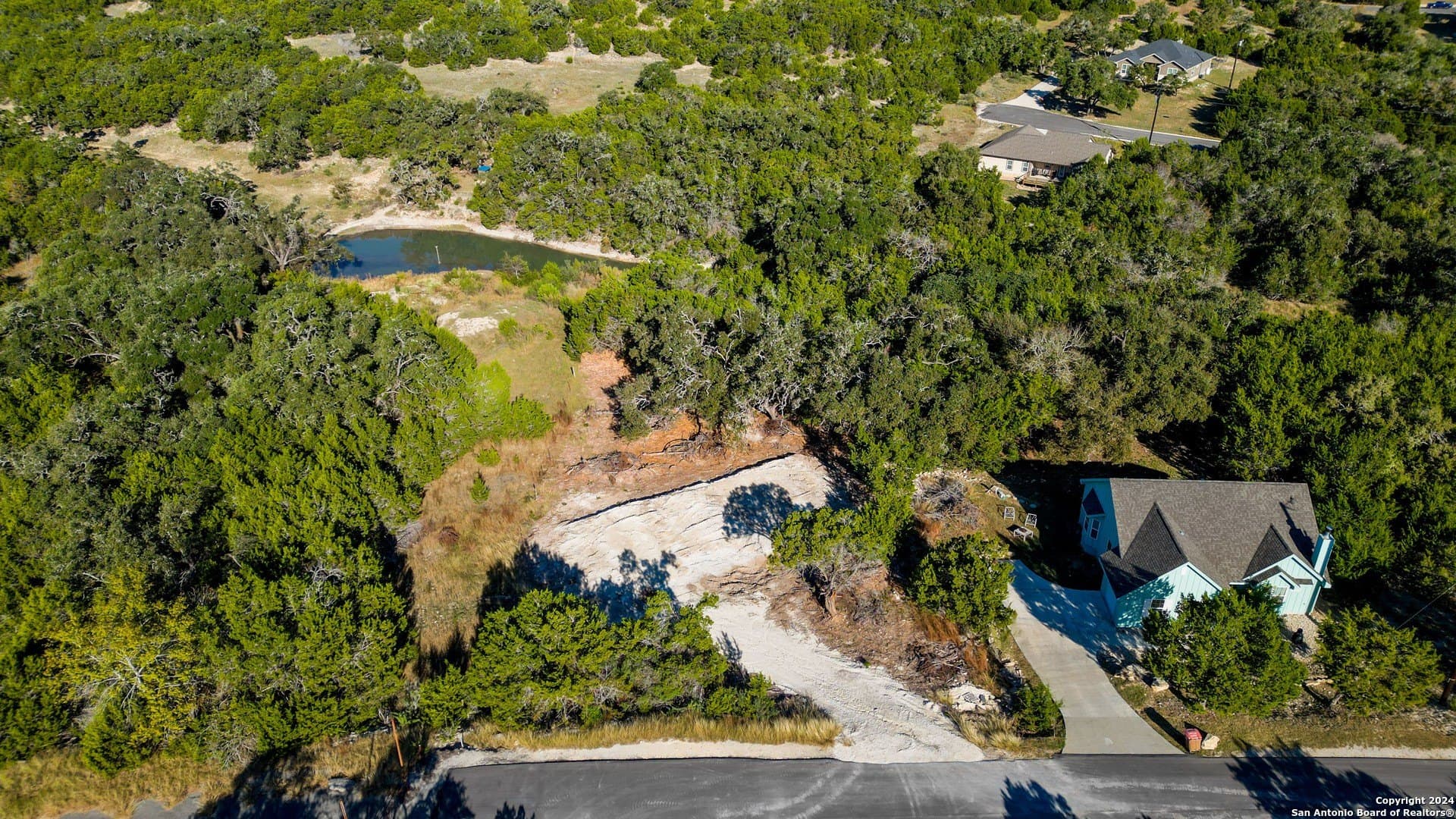 0.57 acres in Comal County - photo 2