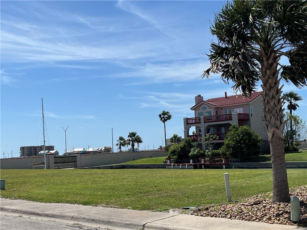 0.08 acres in Nueces County - photo 3