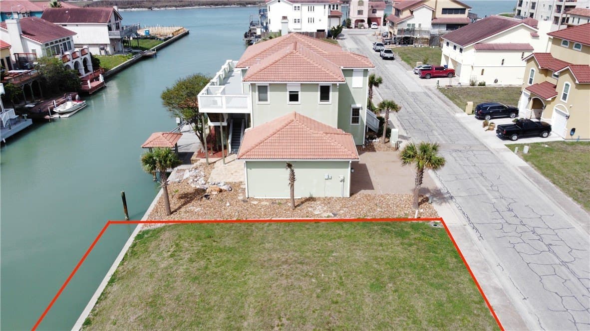 0.08 acres in Nueces County - photo 2