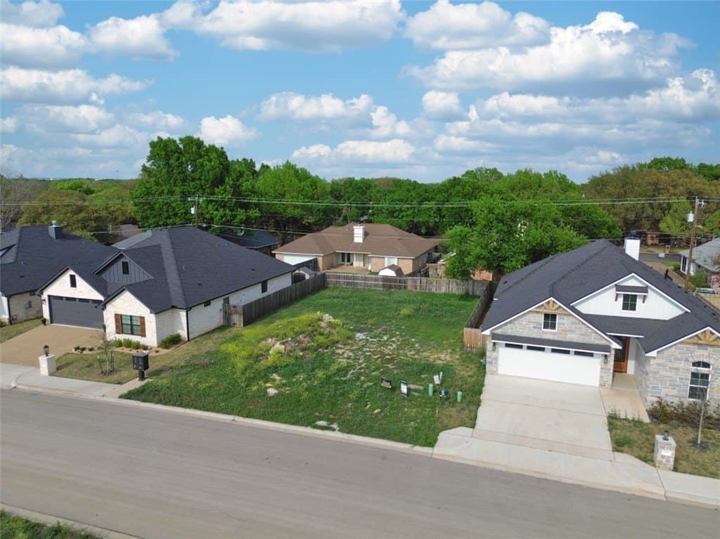 0.12 acres in McLennan County - photo 7