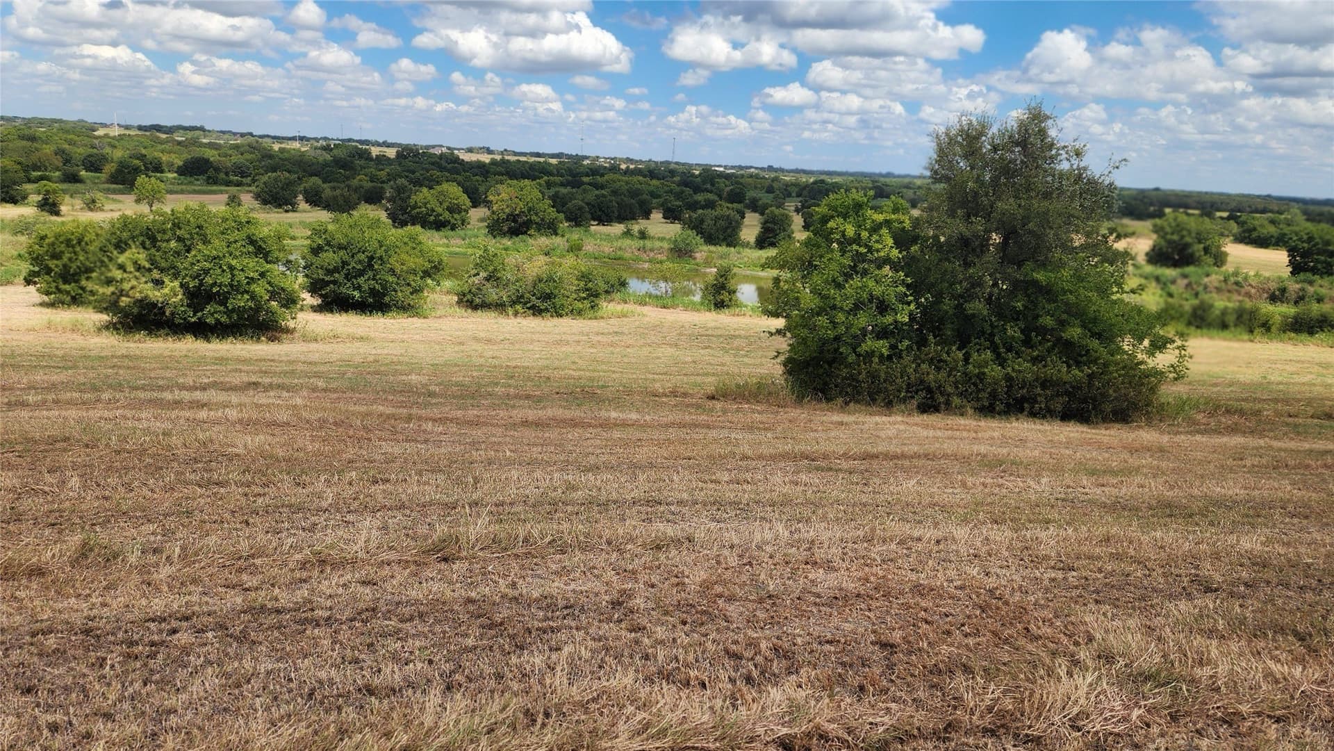 153.01 acres in Ellis County - photo 8