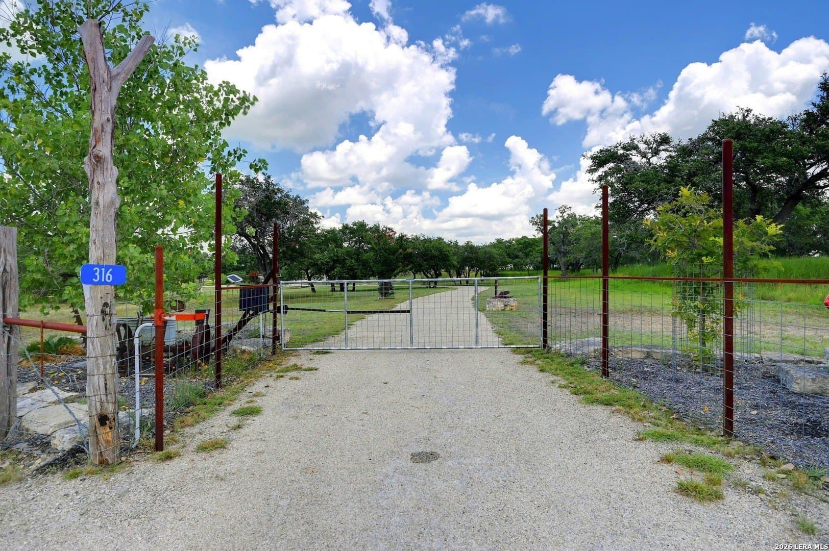 13 acres in Blanco County - photo 40
