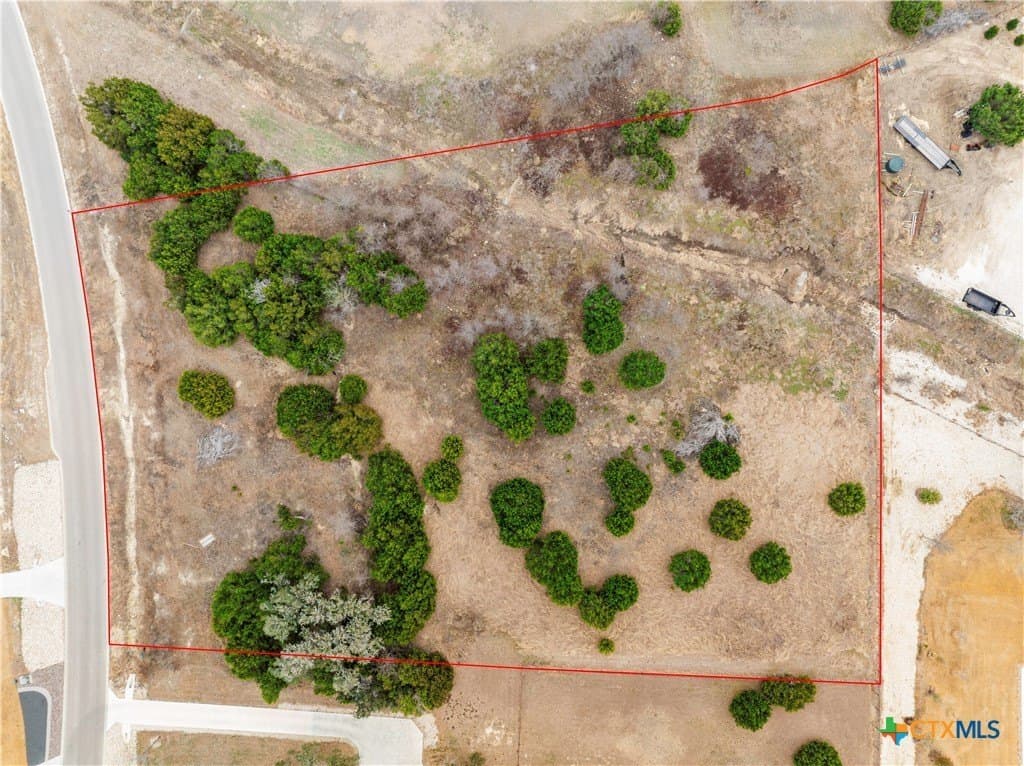 2.03 acres in Williamson County