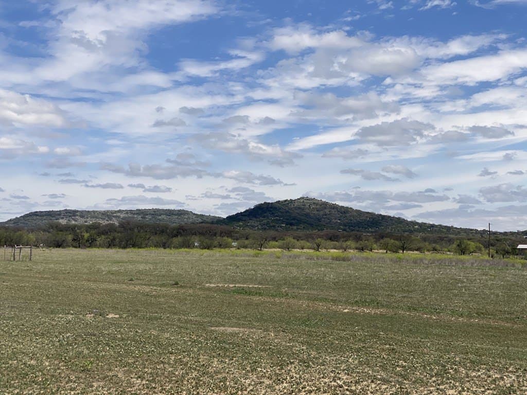 14 acres in Real County - photo 10