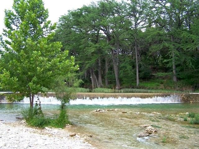 14 acres in Real County - photo 14