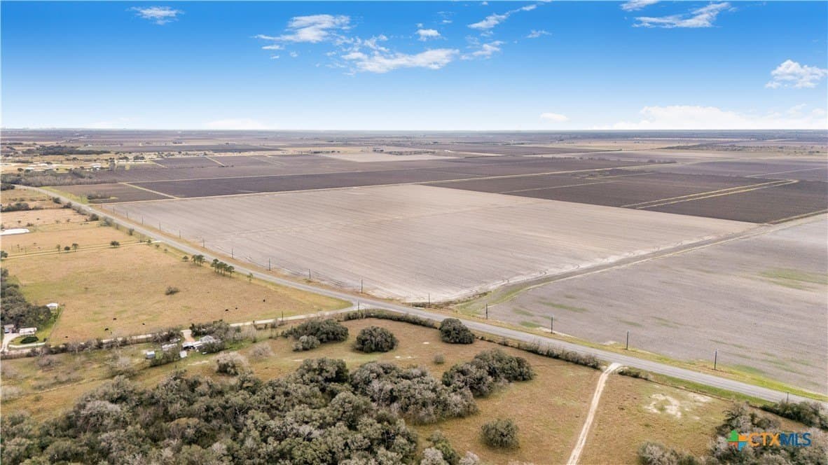 121.3 acres in Jackson County