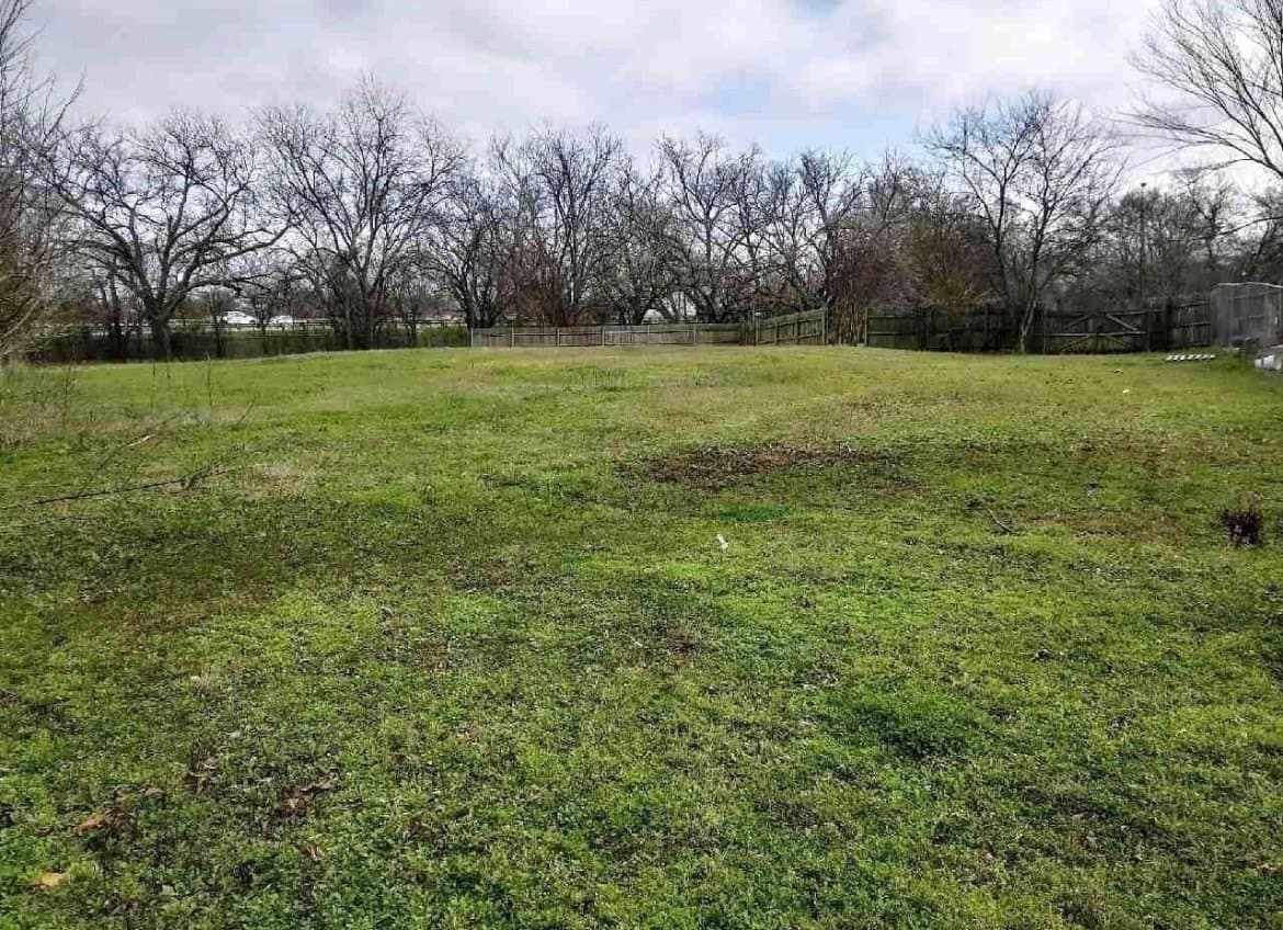 0.38 acres in Johnson County gallery image 3