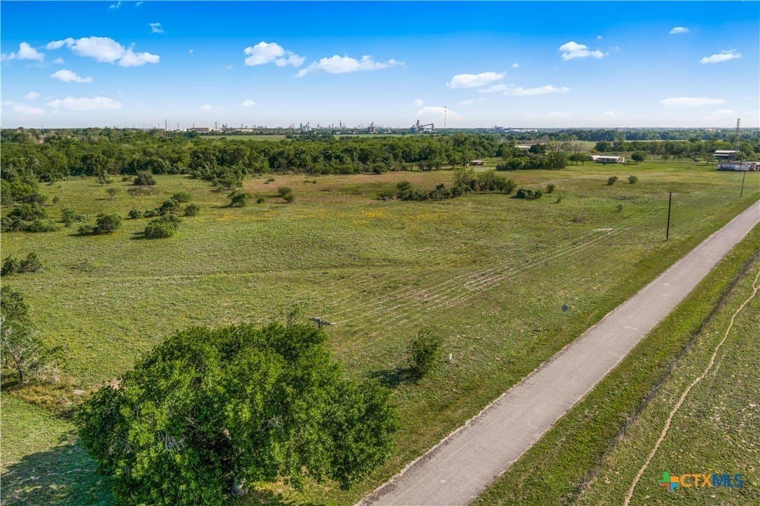21.07 acres in Victoria County - photo 6